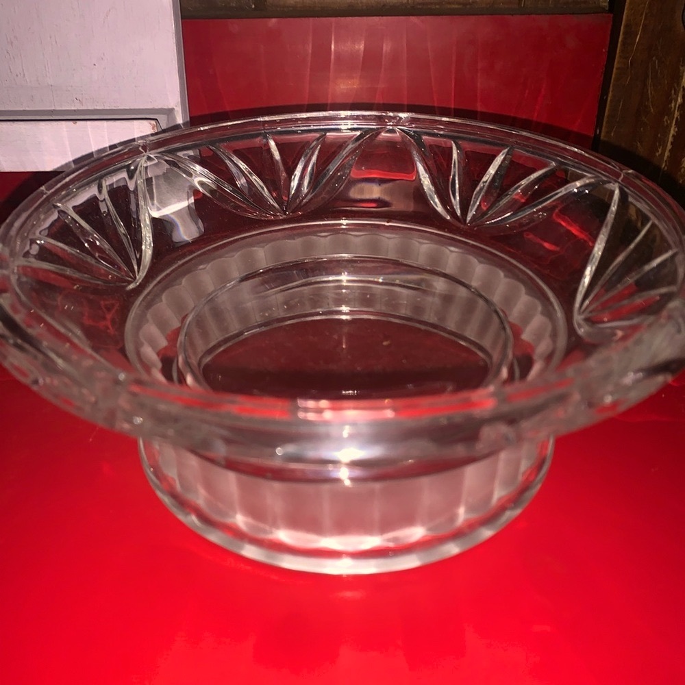 Elegant Clear Glass Gorham Crystal Bowl Frosted Base